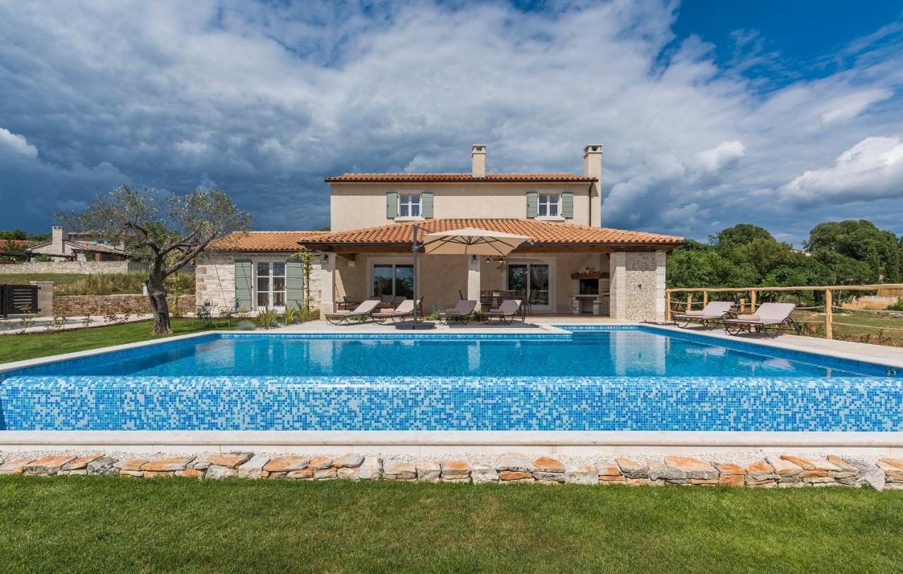 Villa-Osmium Smoljanci Zewnętrze zdjęcie